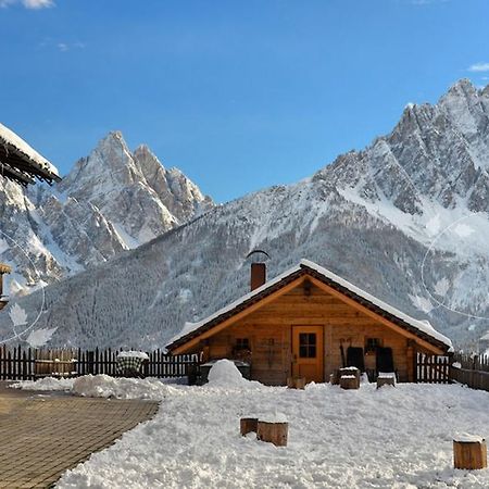 Glinzhof Mountain Natur Resort Agriturismo San Candido Exterior photo